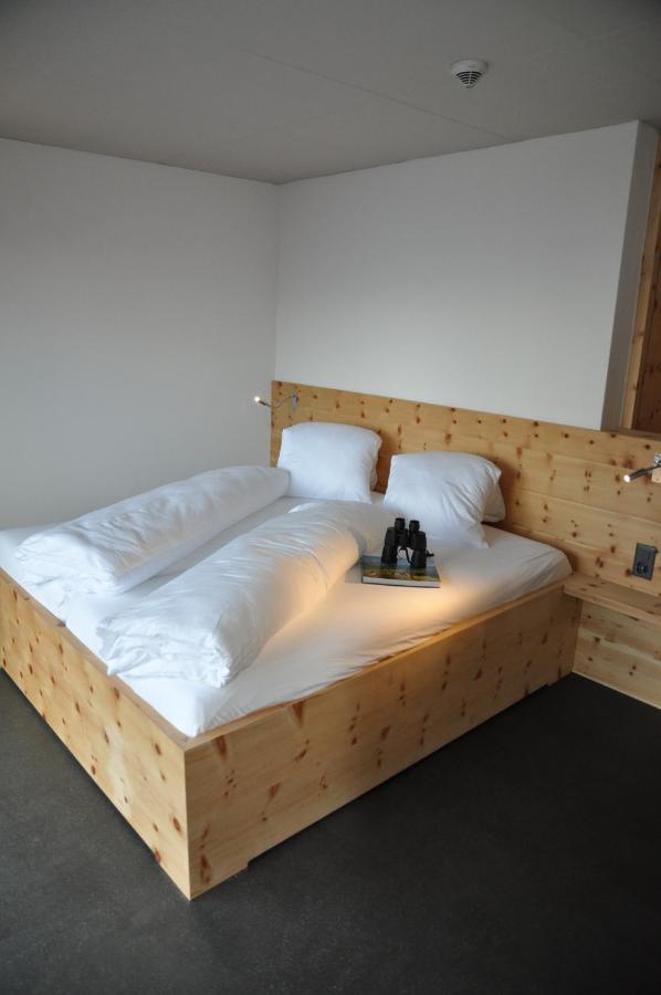 Berghotel Mettmen Schwanden  المظهر الخارجي الصورة