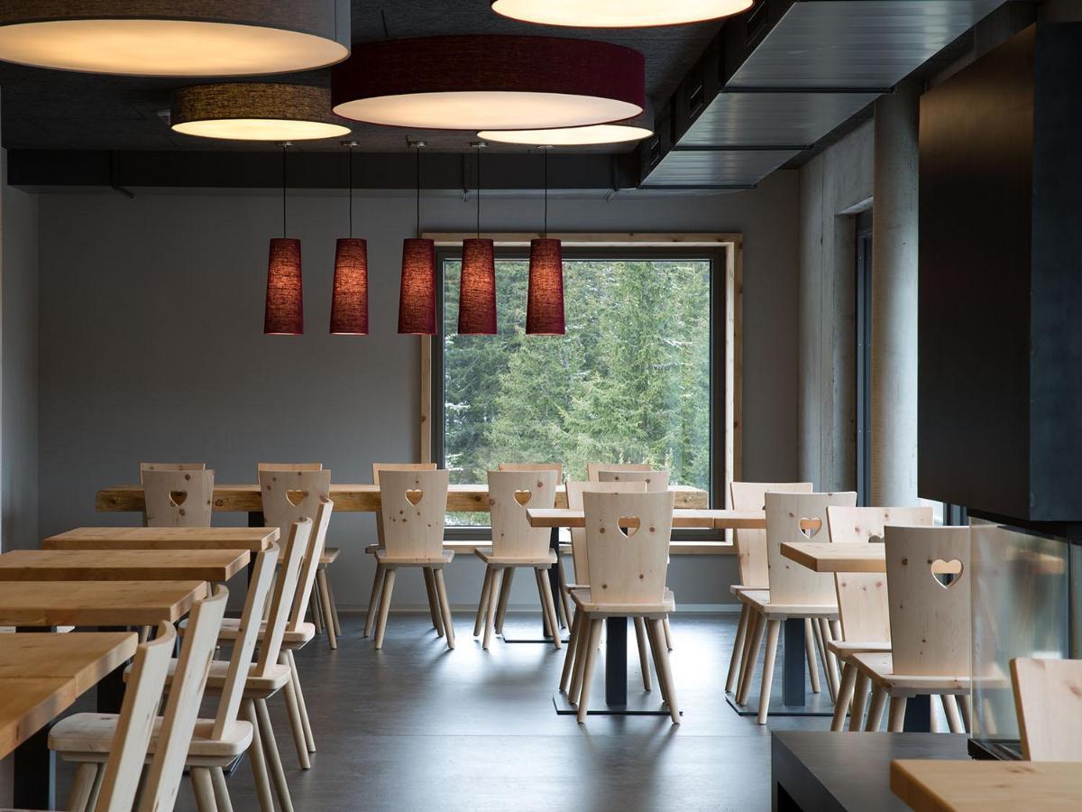 Berghotel Mettmen Schwanden  المظهر الخارجي الصورة