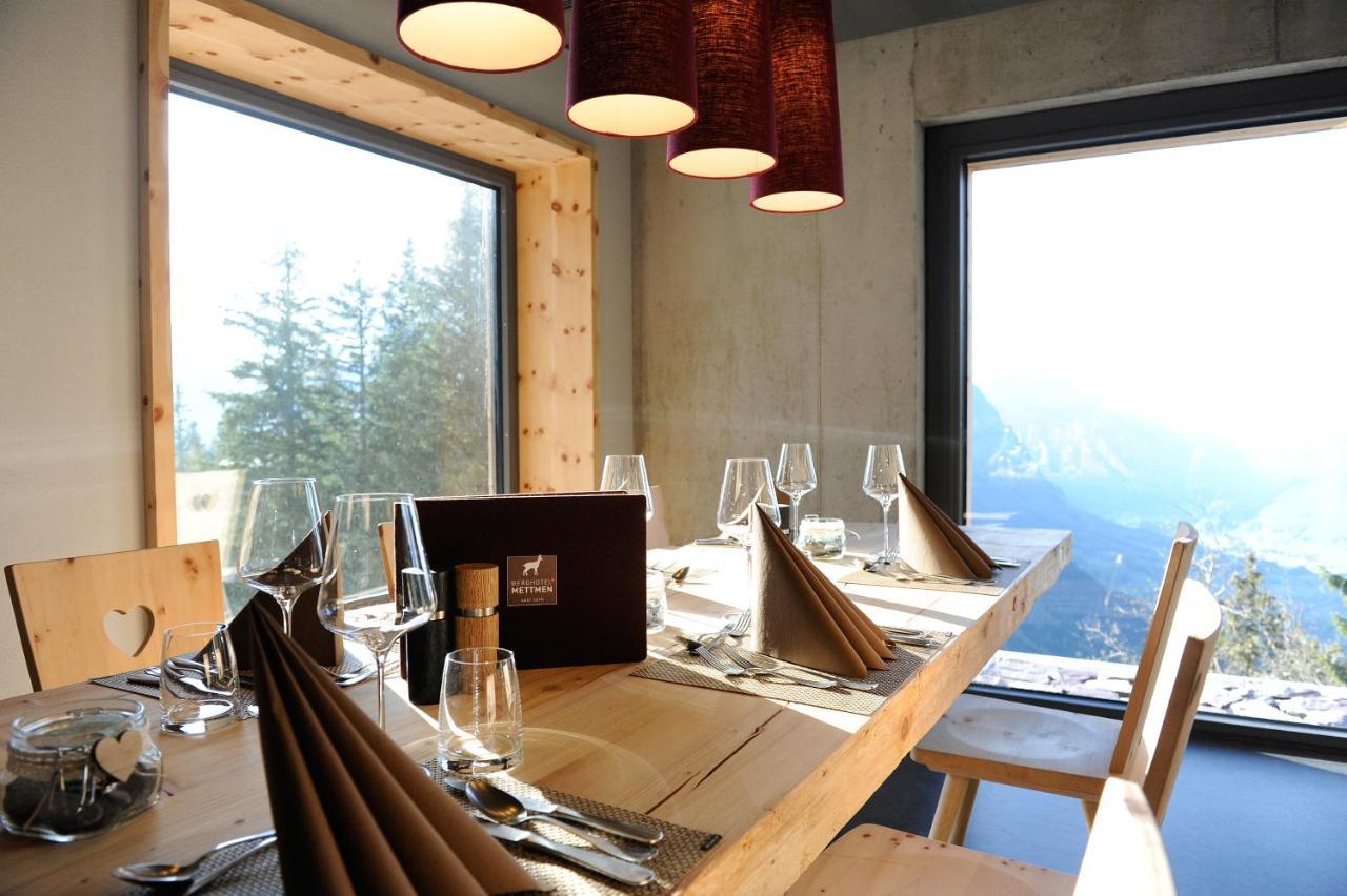 Berghotel Mettmen Schwanden  المظهر الخارجي الصورة